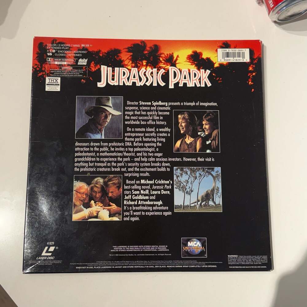 Jurassic Park Letterboxed Edition Laserdisc Box Set - Picture 5 of 6